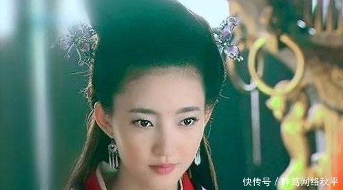 门前|母亲抛夫弃女,父亲一蹶不振,她扛起家庭重担,突然国王来到门前