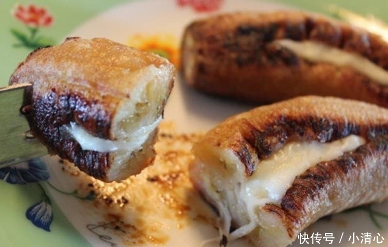 辣条|万物皆可“烧烤”,忍了西瓜忍了辣条,最后一个要用“意念”吃