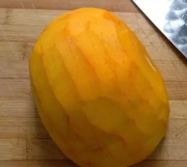 南瓜新做法,不做南瓜饼,不做南瓜馒头,越吃越想吃,做法超简单