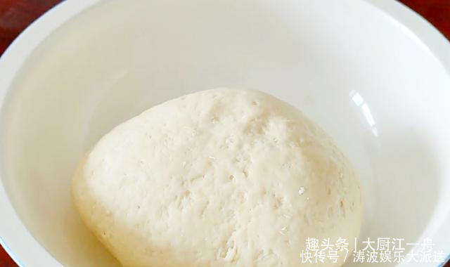 就可以|发面时只加酵母就错了,学会这样做,面10分钟就满盆,简单又省事