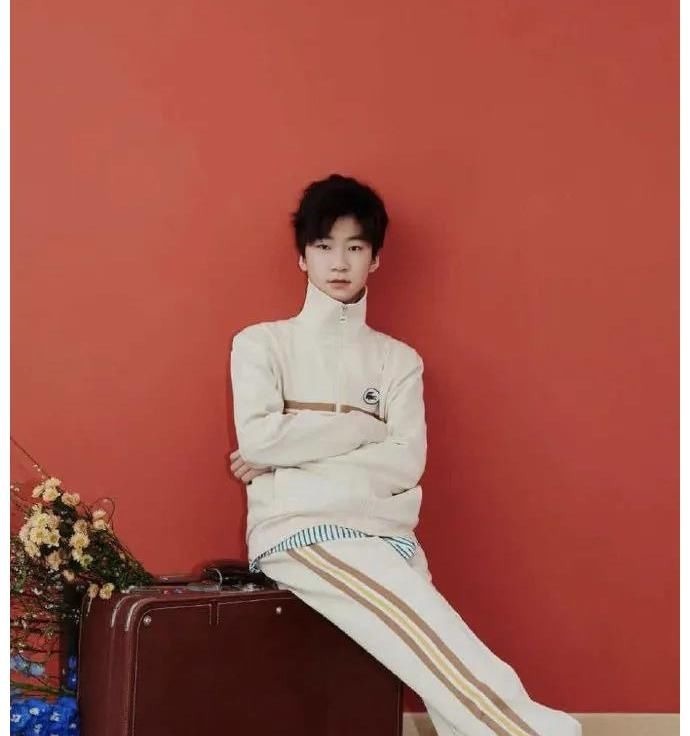 第一季爸爸去哪儿8年过去了,小演员都长大了,你还能认出来吗?