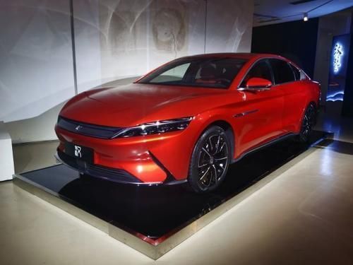 设计总监|王朝系列旗舰之作,何以表达中式豪华之道——比亚迪汉