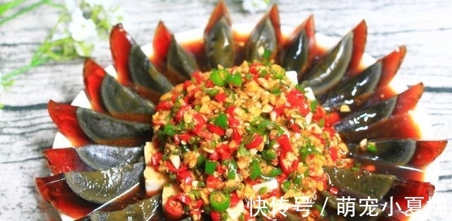 好吃|春节年夜饭，教大家做8道创意菜，好吃好看，寓意吉祥，学会试试