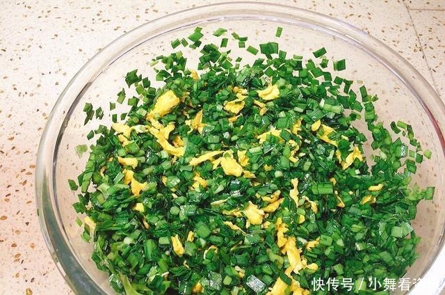 怪味|调韭菜馅，最忌放这4种调料，很多人不懂，难怪不鲜也不香