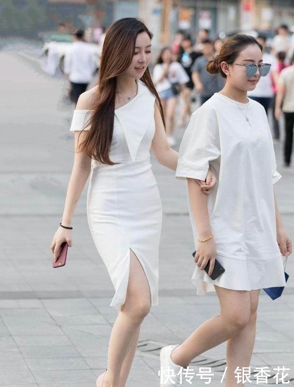 不失|街拍:清爽可人的小姐姐,搭配长心,休闲舒适又不失时尚感!