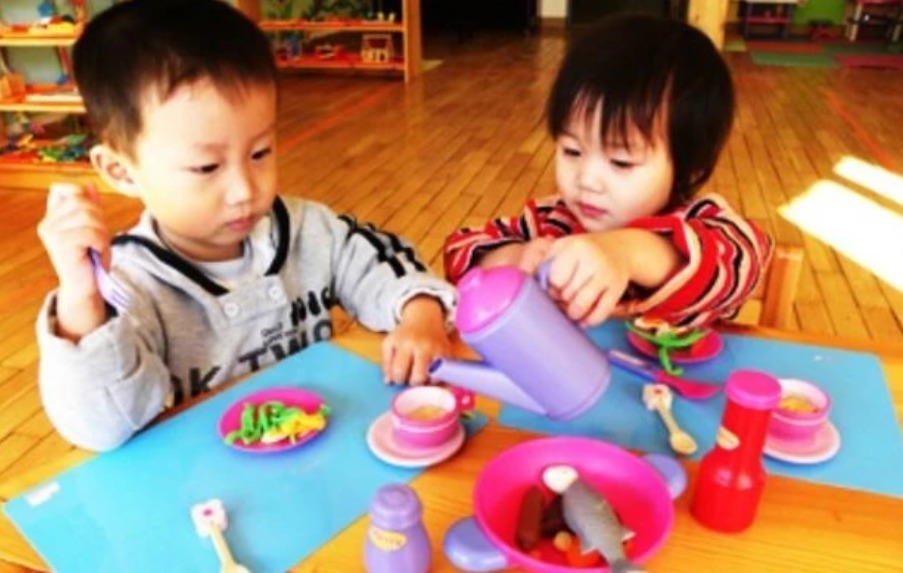 园长|儿子的进口保温杯被摔坏，对方家长只赔50元，园长的做法很大气