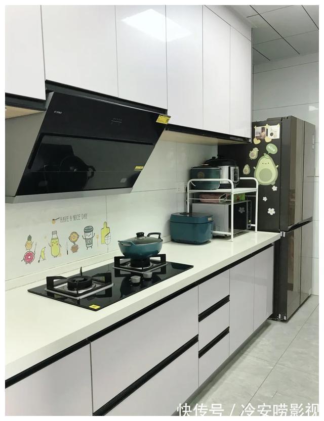 背景墙|她家125平米，自己买材料找工人，花费了12万，简单温馨，很满意
