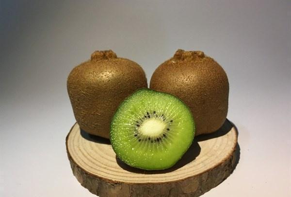 色斑|女性过了30，不防多吃以下食物，淡化色斑，美白肌肤，延缓衰老