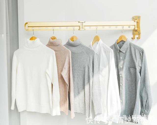 占地方|阳台别装传统晾衣架了，现在流行装这种，方便实用，还不占地方