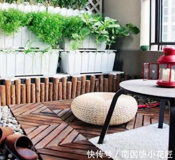 养花|去邻居家串门，一眼就被阳台的布置给迷住了，看起来高级又实用！