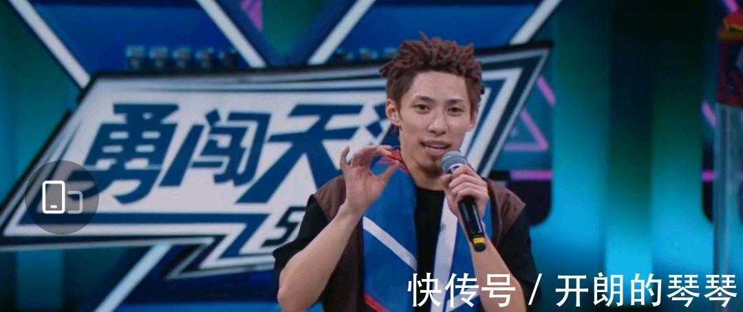 《街舞》4搶位戰(zhàn)作品好絕,AC驚艷全場(chǎng),葉音進(jìn)步最明顯