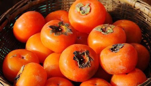 “男怕柿子女怕梨，母猪最怕西瓜皮”你知道是什么意思吗背后含义你肯定想不到