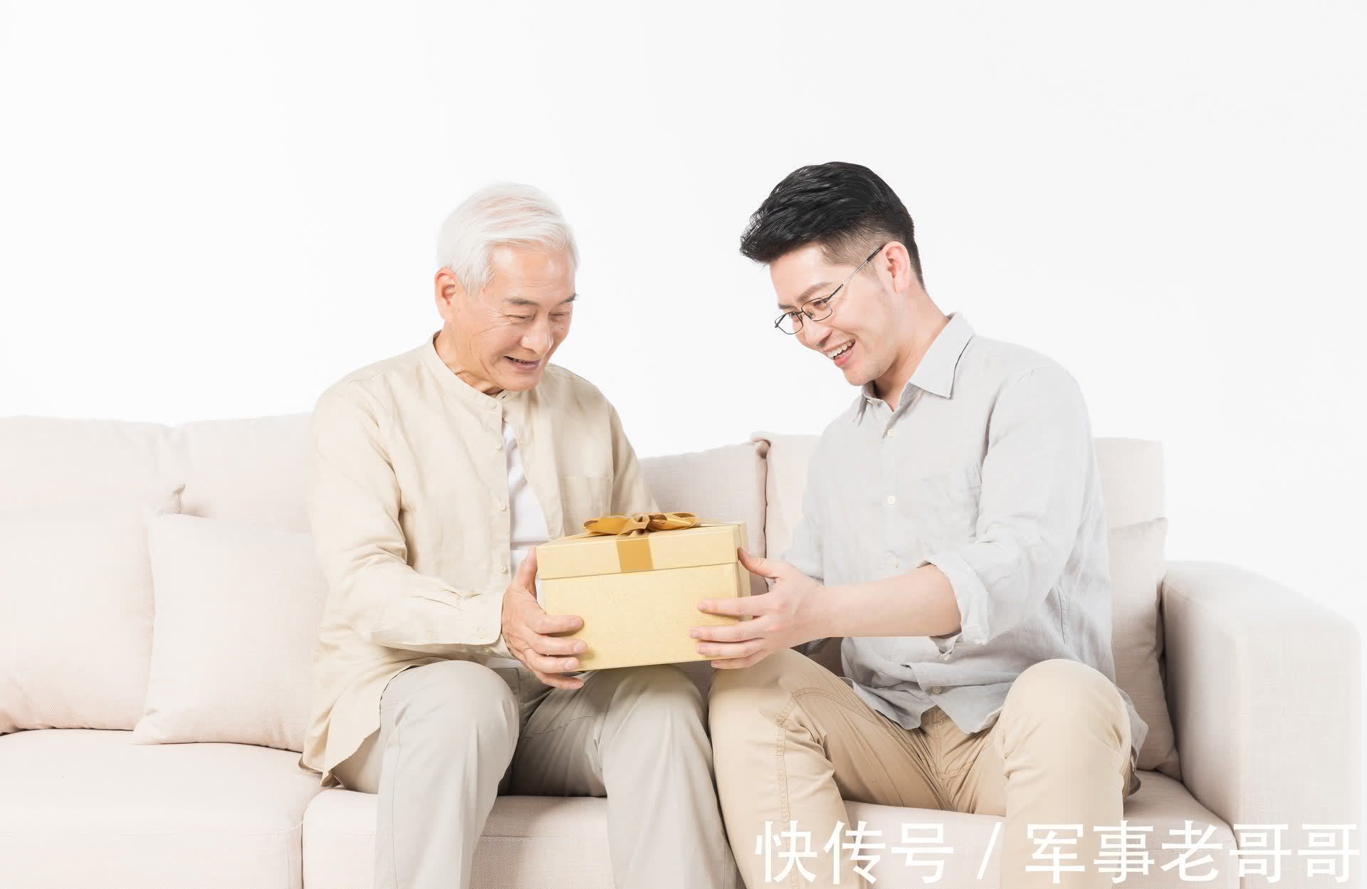 父母|如果有一天,你内心容不下自己的父母,建议多看看这篇文章