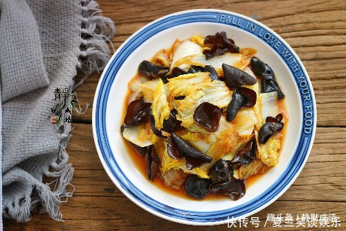  美味|此菜每周必吃，做法简单又美味，清洁肠道还补血，给肉都不换