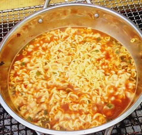 為什麼你煮的即食麵不好吃因為少了一步,泡多少次都白搭!