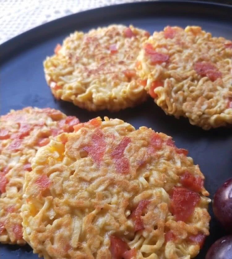  早饭|请尝试像胡竞选生一样的“方便面饼干”新作，不需要买早饭