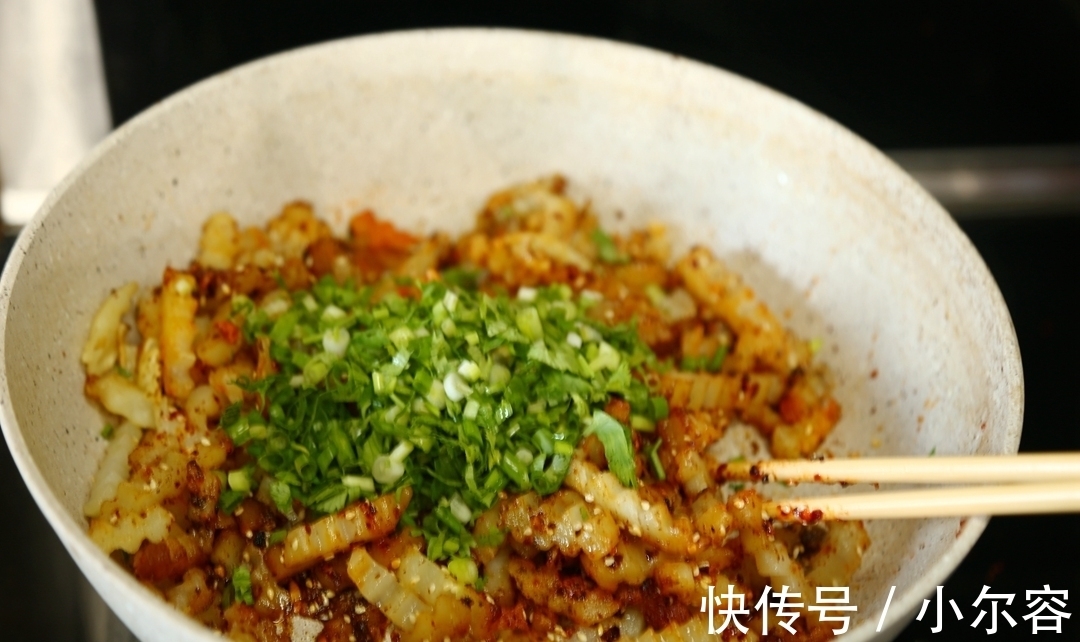 椒盐|土豆吃了几十年,第一次如此做,太香了,5盘都不够吃