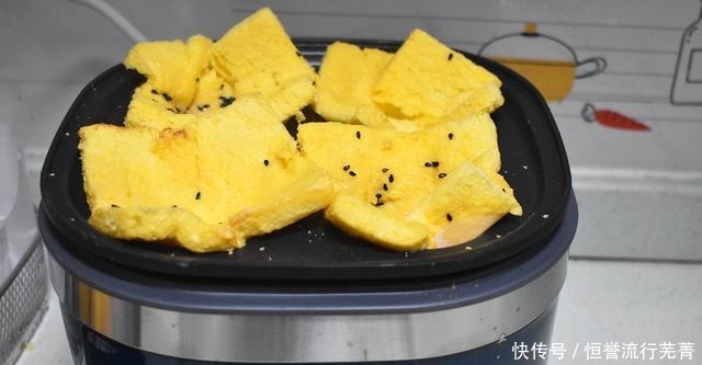 面包片别直接吃了，加点蔬菜和鸡蛋，香脆可口，连吃三天都不够