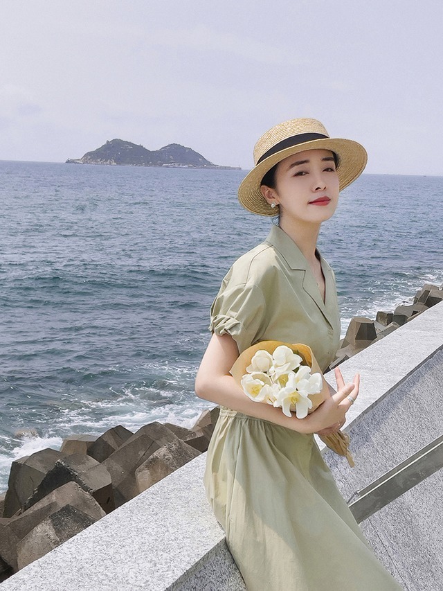 高跟凉鞋|小个子女生穿什么连衣裙好看?选这几款显高又显瘦,温柔优雅