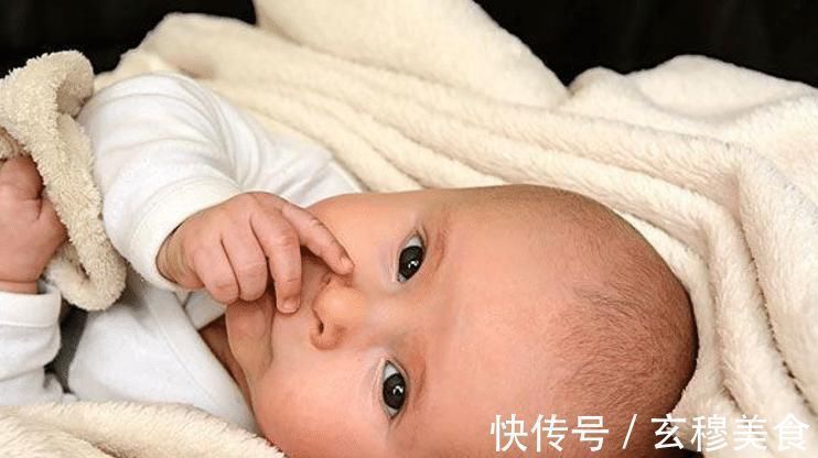 宝宝|宝宝一直吃手真的是因为饿吗?除了是饿了之外,这三个原因别忽视
