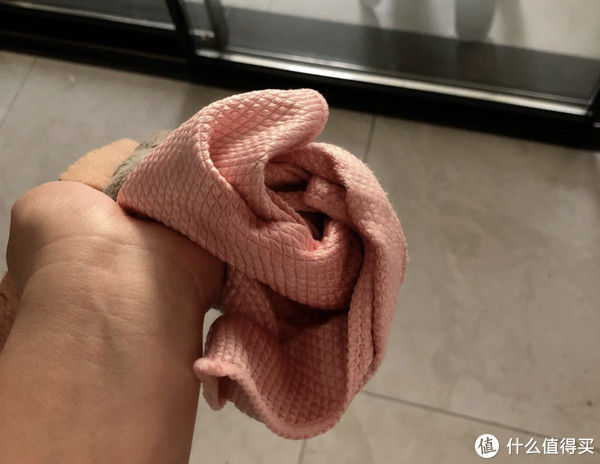 清洁剂|这12个家居小物，明明实物很丑，但我仍然觉得入手的值！
