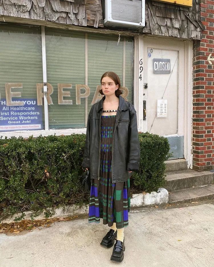 短袜|打败小白鞋成为今秋“最百搭鞋”，有关它的7Days搭配送给你