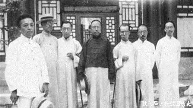 他发明一个汉字,却被中国女性骂了3年,如今这个字人人都在用