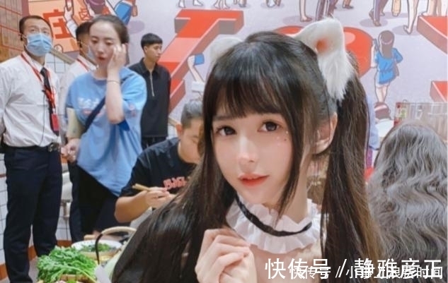 美少女|30岁网红天生娃娃脸,双马尾造型像动漫美少女,却被网友喷装嫩