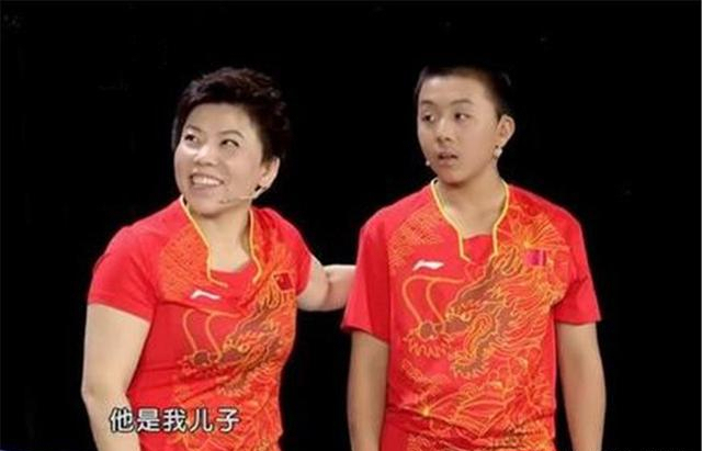 冠军|恭喜!邓亚萍15岁儿子夺男双冠军,技术精湛打法凶狠,身高成劣势