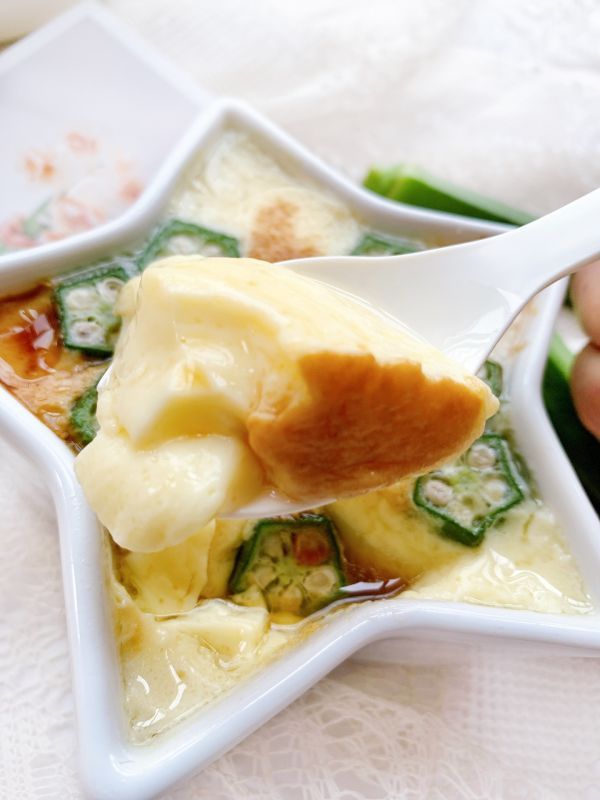 温水|秋葵蒸鸡蛋羹