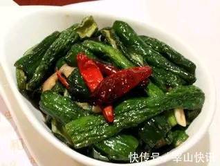 黄瓜|会吃的人最健康,多吃以下蔬菜,舒展皱纹,排毒养颜,抗衰老