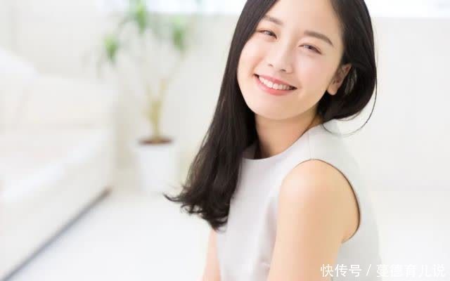 产检|想知道孕早期时,宝宝都在肚子里干什么吗?