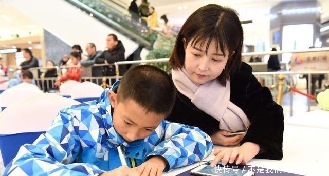 坏习惯|哈佛大学经75年得出结论:孩子越来越笨,大都因为5种坏习惯