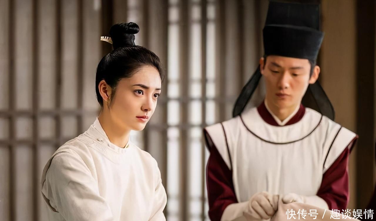 这尊女俑为何是镇馆之宝,虽然技法不高,但却雕出唐朝的“自信”