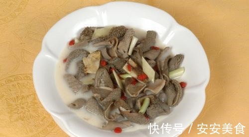 宋孝宗请值班大臣喝酒, 摆上两道精美小吃, 今天我们还能吃到