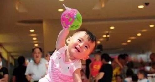 宝妈|研究显示:3岁娃大脑发育完成90%,辅食营养跟得上,宝宝更聪明