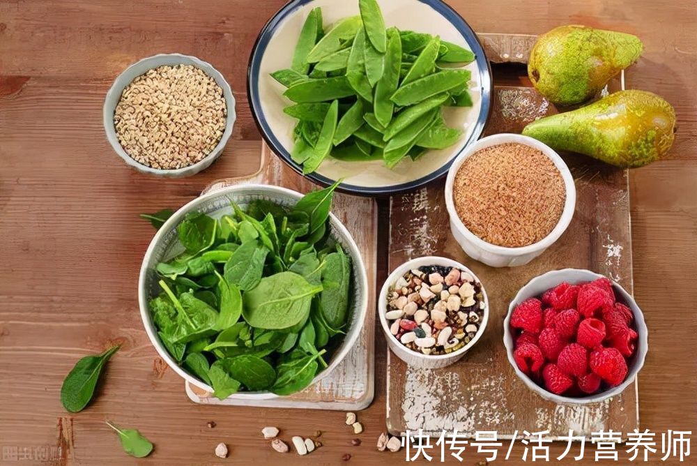 血压|高血压人每天走多少步能稳定血压？只看步数不管用，注意这个指标