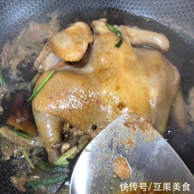 适合全家的酱油卤鸡，老人小孩都爱吃