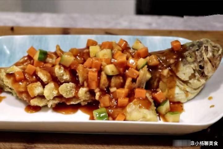 小丁|教你自己在家做正宗糖醋鱼，外焦里嫩，又酸又甜，孩子特喜欢吃