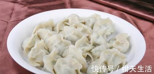 韭菜饺子|韭菜饺子易出水,牢记3个技巧,韭菜香气十足,鲜嫩好吃不出水
