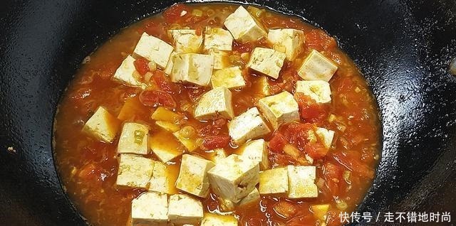 红辣椒|西红柿别再只是炒鸡蛋,和它一起做,开胃下饭,孩子点名要吃的菜