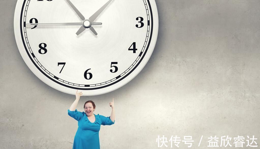 骑自行车|怎么挤出时间来减肥?相信这几个动作不会让你失望