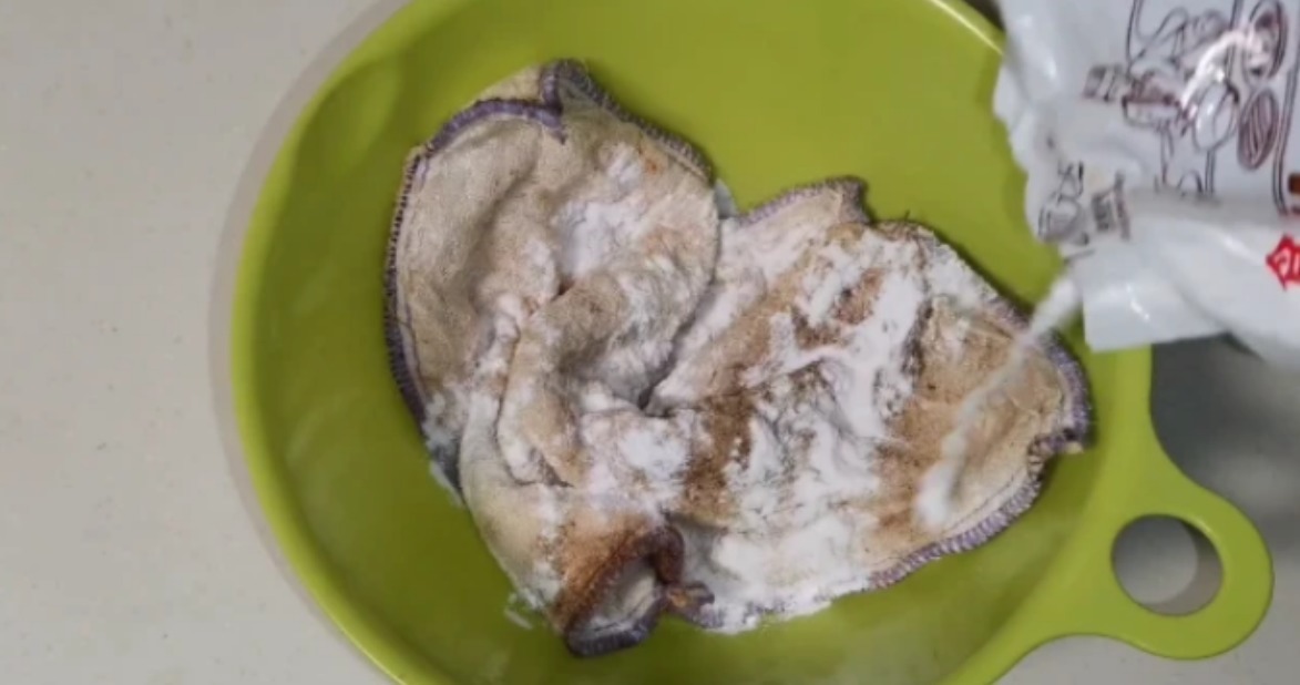 毛圈|洗毛巾，只需水中撒一点，不管多脏多旧的毛巾，洗出来干净又柔软