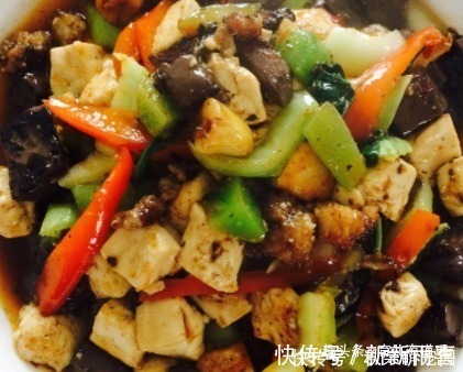 青辣椒|补血非常好还能坚固牙齿,酸辣开胃补铁又补钙,要多做给孩子吃