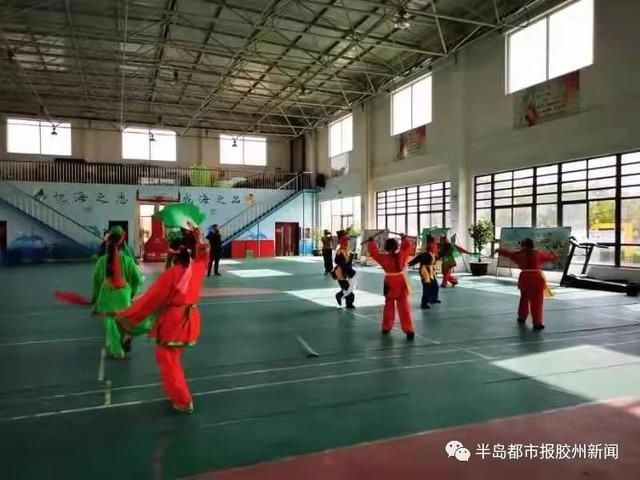 胶州秧歌进校园 非遗文化薪火传——第二届传统胶州秧歌冬训走进少海小学