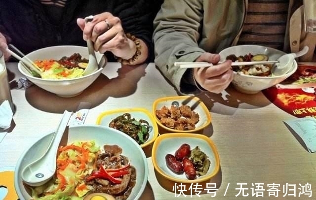 主食|女人长期失眠，跟“吃”有很大关系，改掉3种吃法，一夜好眠