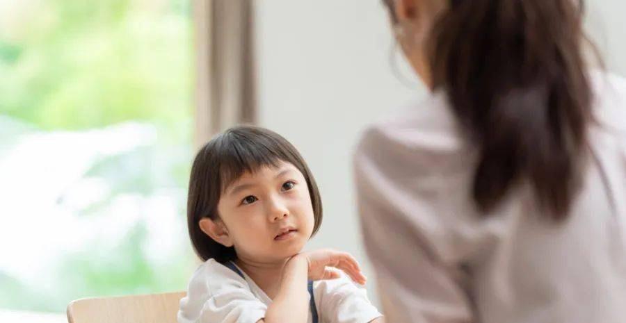 的话语|毁掉一个孩子,就对他说三个字,家长是否对自己的娃说过呢?