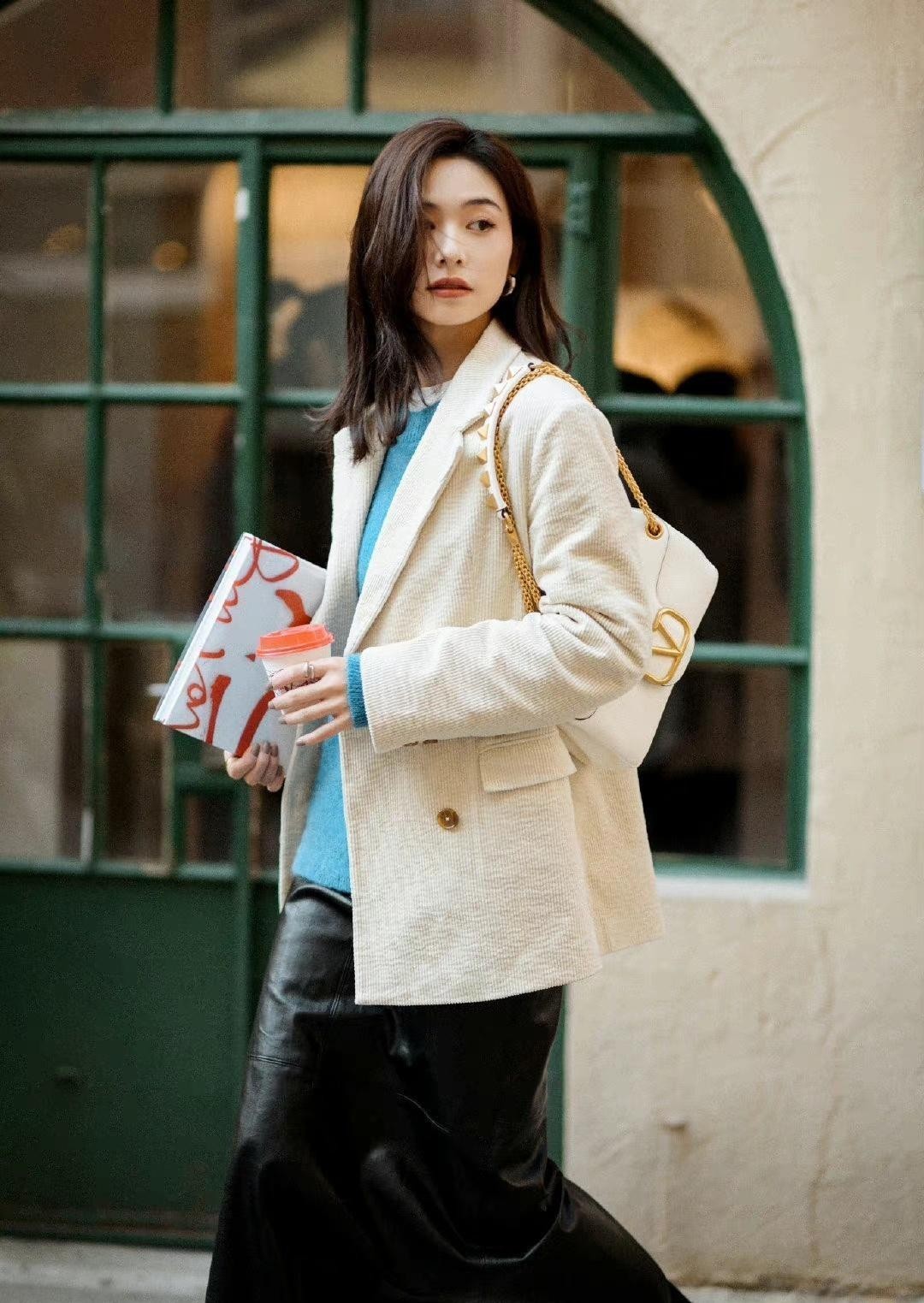 素人 上海不愧是大都市, 连素人女生都长得好漂亮, 穿得也很优雅