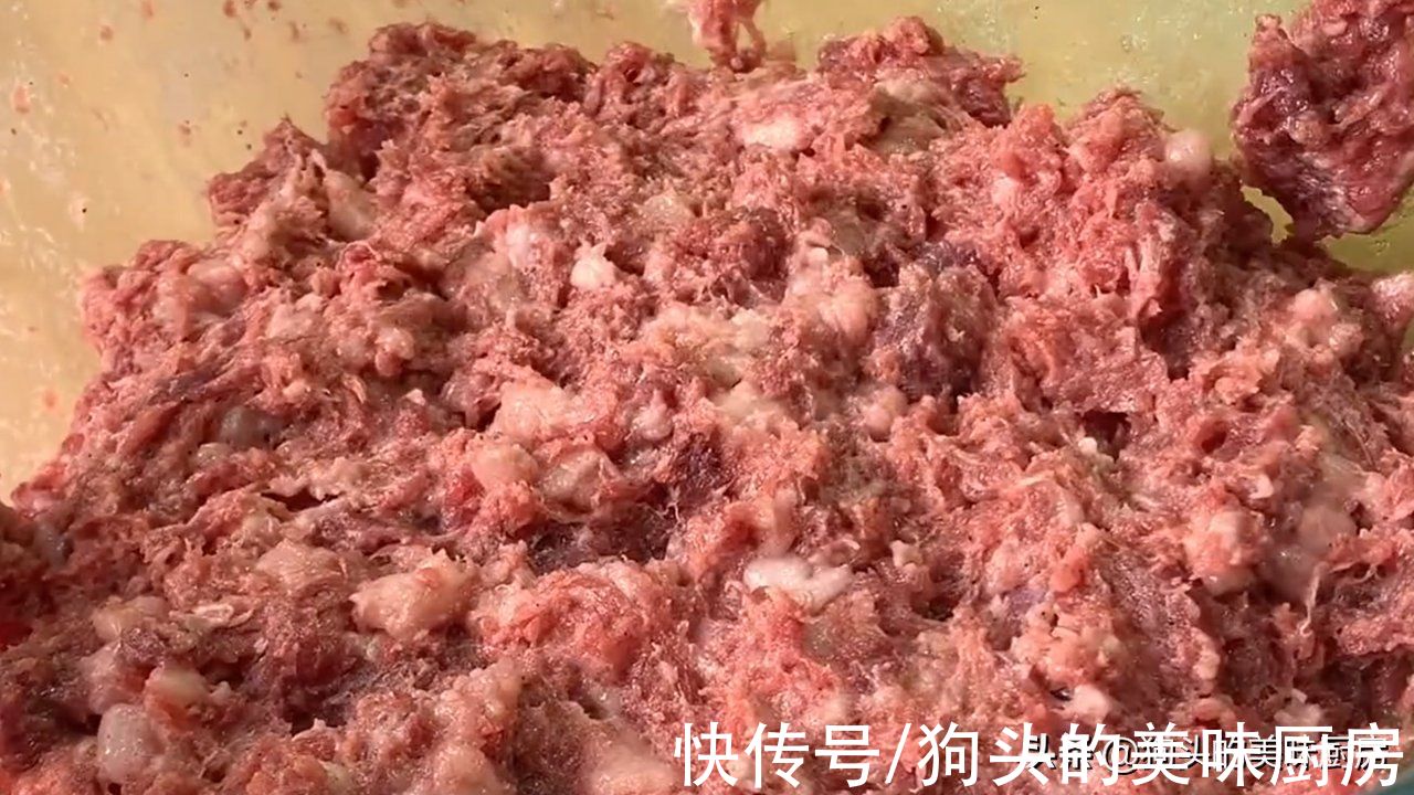 纯手工香肠，做法配方告诉你，自己在家就能做，吃着太香了