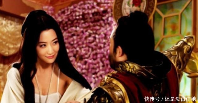 能接住李元霸三锤的4位英雄,排第一的一枪挑翻李元霸!